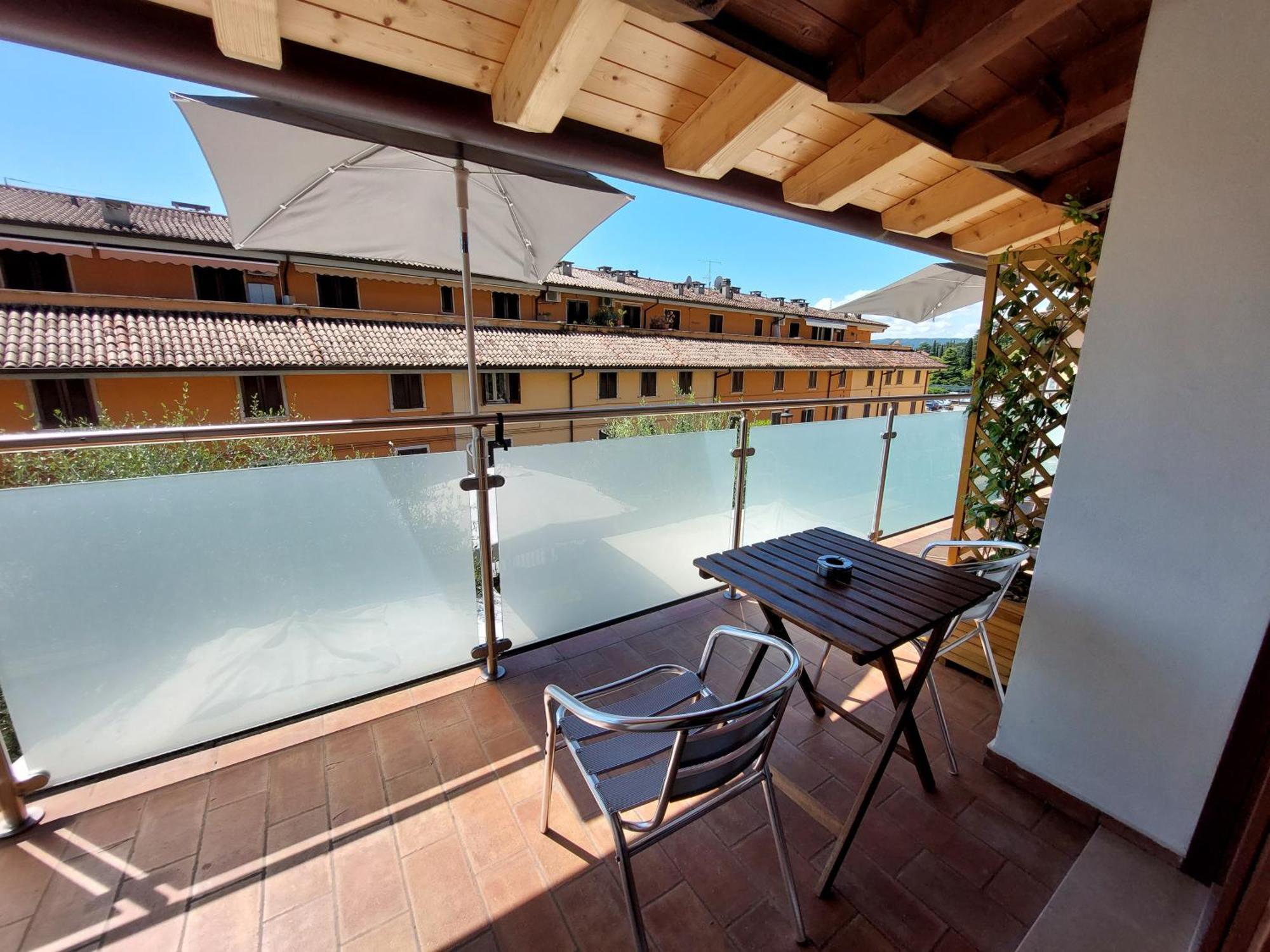 Pizzocolo Resort Fasano Gardone Riviera Exterior foto