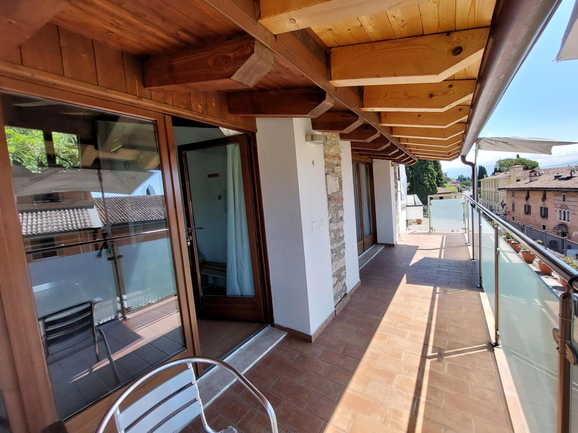 Pizzocolo Resort Fasano Gardone Riviera Exterior foto